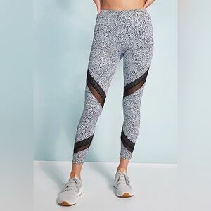 Onzie Black & White Speckled Mesh Inset Leggings s/m